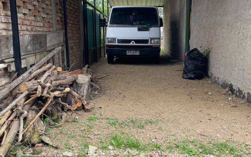 Casa en venta en Batlle y Ordoñez casi Sarandí