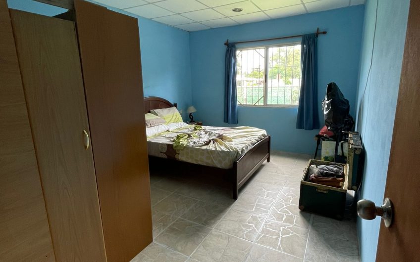 Casa en venta en Batlle y Ordoñez casi Sarandí